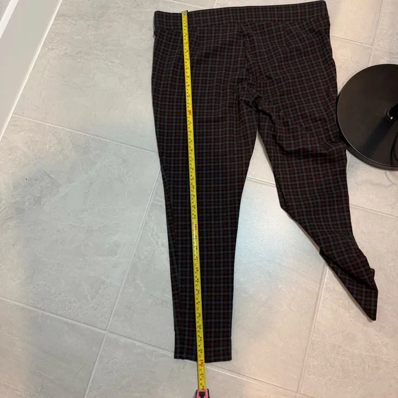 LOFT Women's Burgundy Plaid Checkered Leggings - Picture 6 of 6